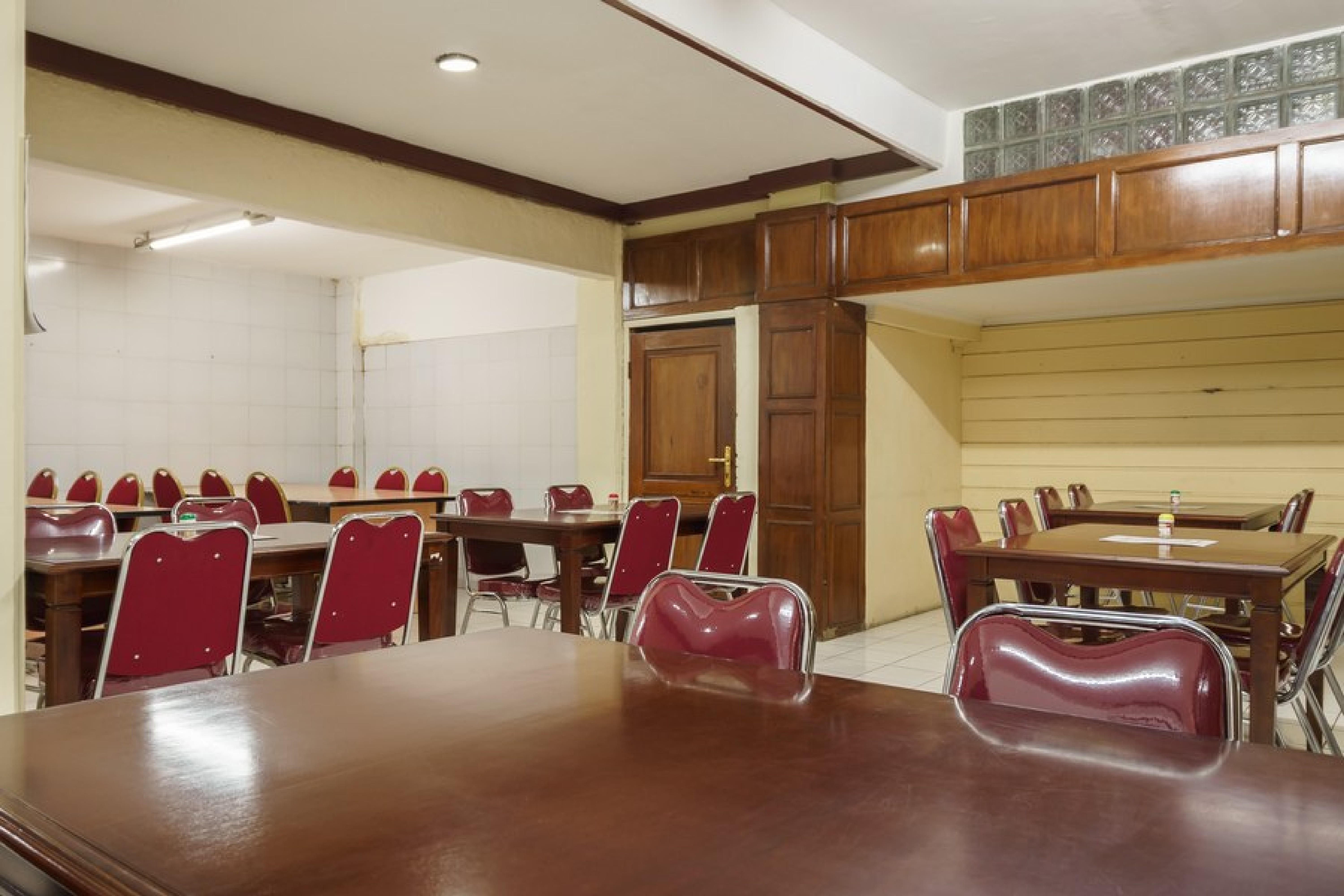 Reddoorz @ Jalan Jaksa Jakarta Exterior foto